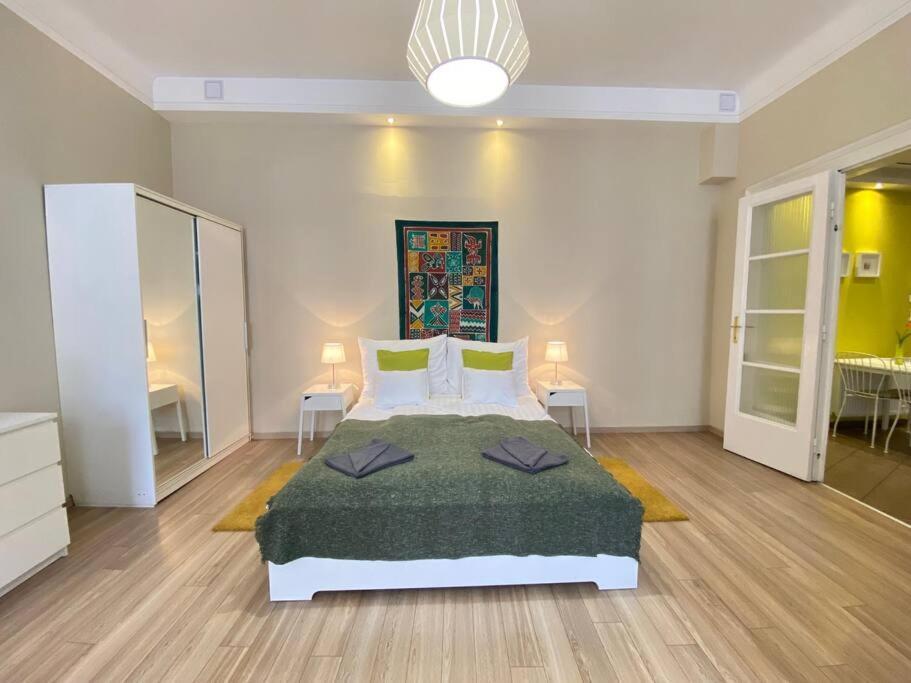 Orangehomes One Bedroom Comfy Apartment Budapest Exterior foto